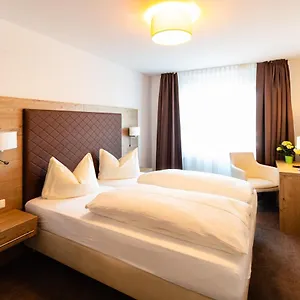 Neuwirt Hotel